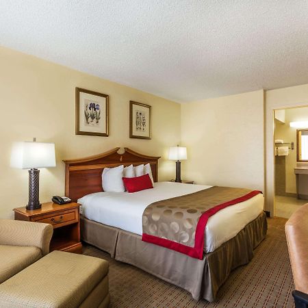Ramada By Wyndham Houma Hotel Eksteriør billede