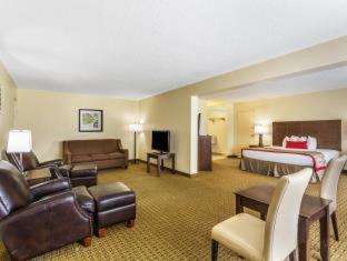 Ramada By Wyndham Houma Hotel Værelse billede